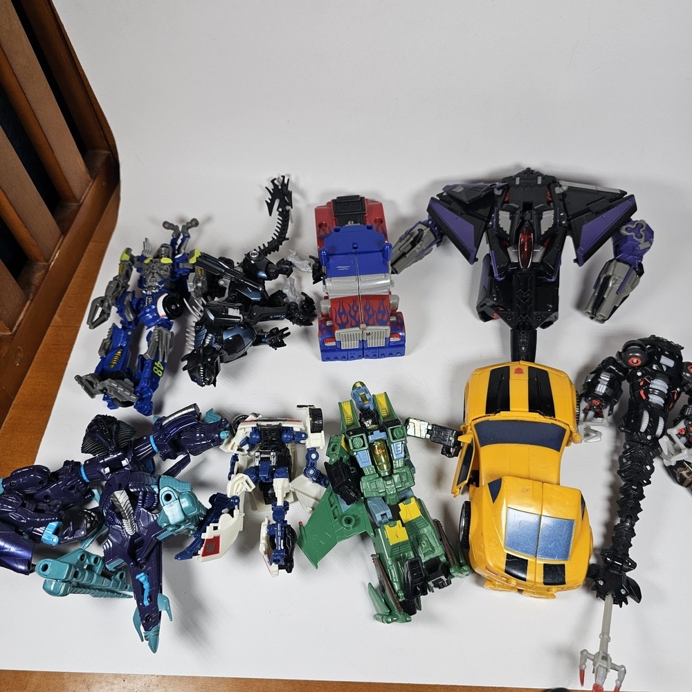 Lot Of Transformers Universe Deluxe Class Figure 2008 Acid Storm Topspin